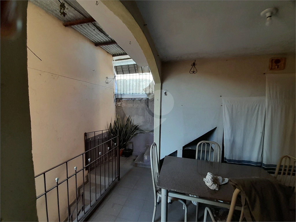Sobrado  2 casas -Salão alugado -Jd. Brasil - 170 metros , Alt da Swift da Av. Roland Garrout 