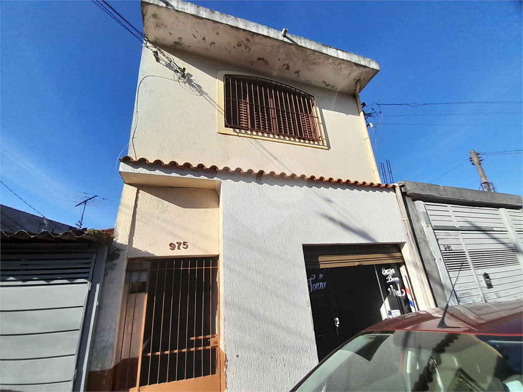 Sobrado  2 casas -Salão alugado -Jd. Brasil - 170 metros , Alt da Swift da Av. Roland Garrout 