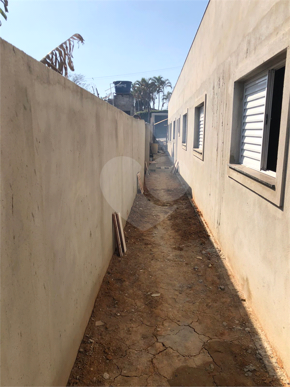 Casa à venda em Atibaia com 3 dormitórios, em fase final!