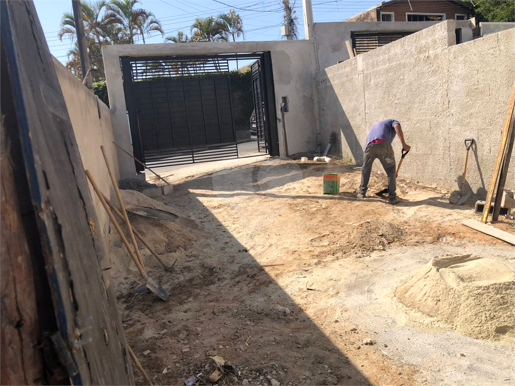 Casa à venda em Atibaia com 3 dormitórios, em fase final!
