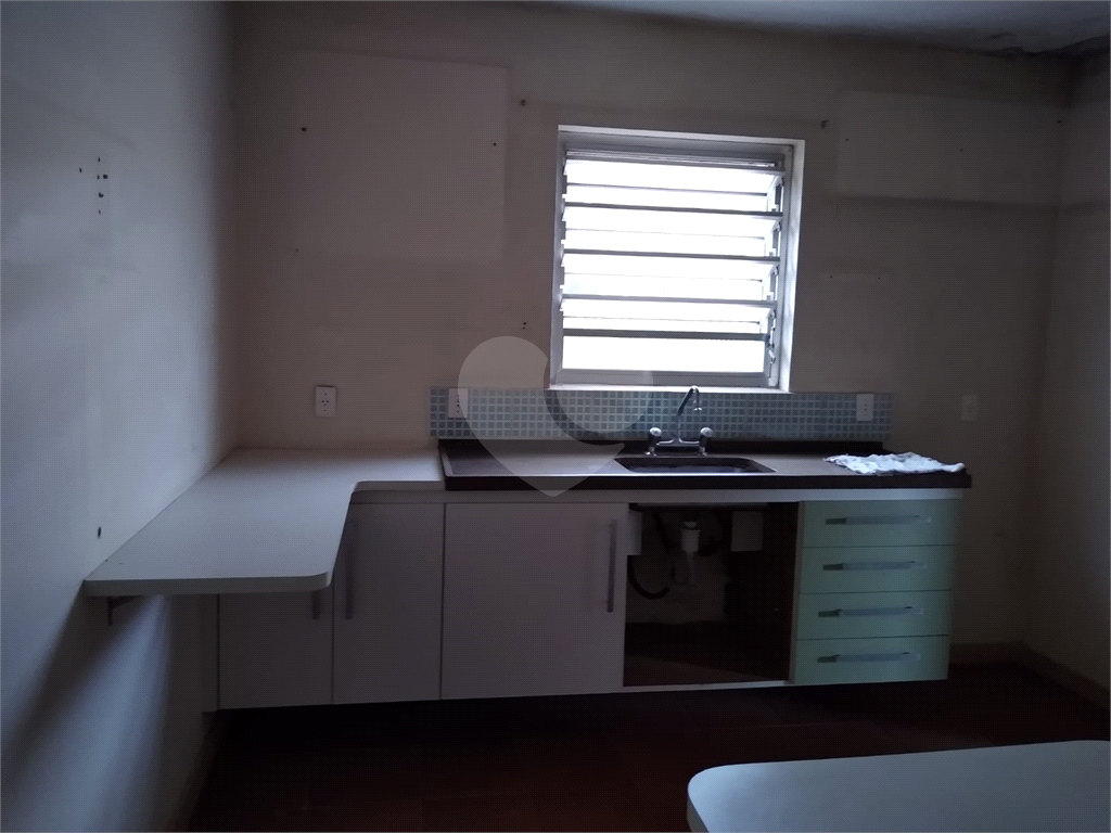 Casa à venda no Parque Vitória, próximo ao metrô Tucuruvi com total de 4 quartos , 3 vagas