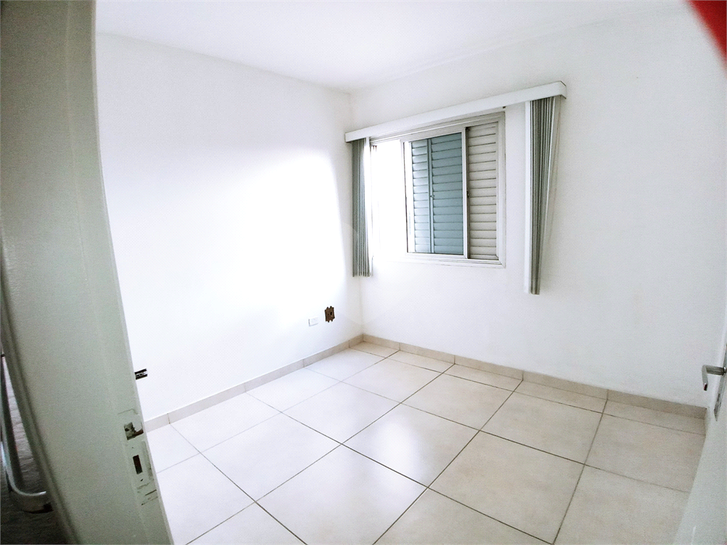 Apartamento à venda com 3 quartos, 90m² - Foto 18