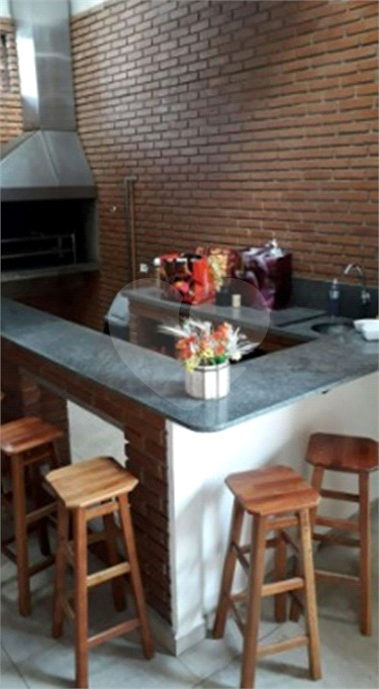 APARTAMENTO em TREMEMBÉ