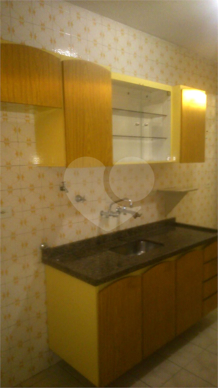 APARTAMENTO em TREMEMBÉ