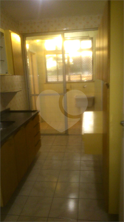 APARTAMENTO em TREMEMBÉ