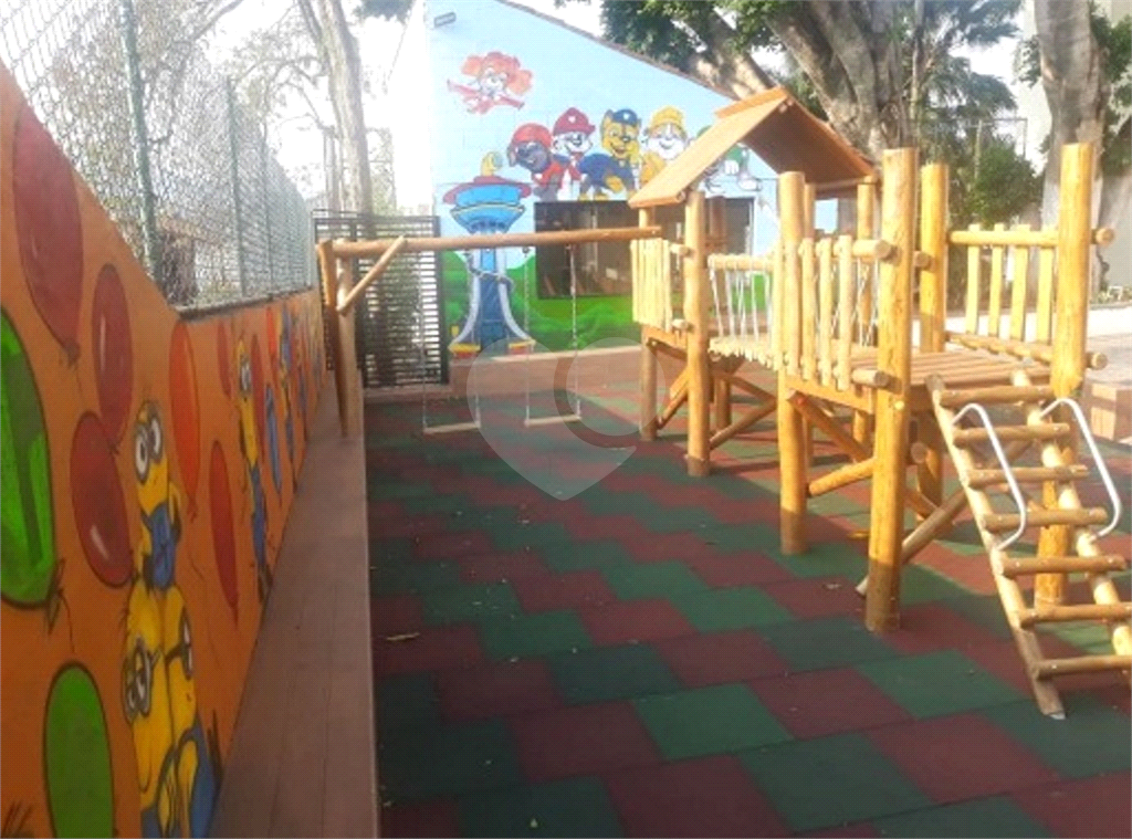 APARTAMENTO em TREMEMBÉ