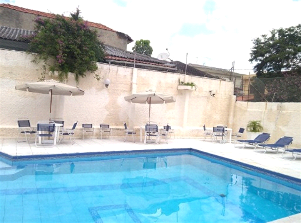 APARTAMENTO em TREMEMBÉ