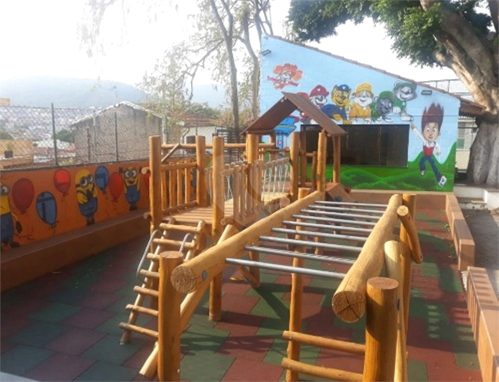 APARTAMENTO em TREMEMBÉ