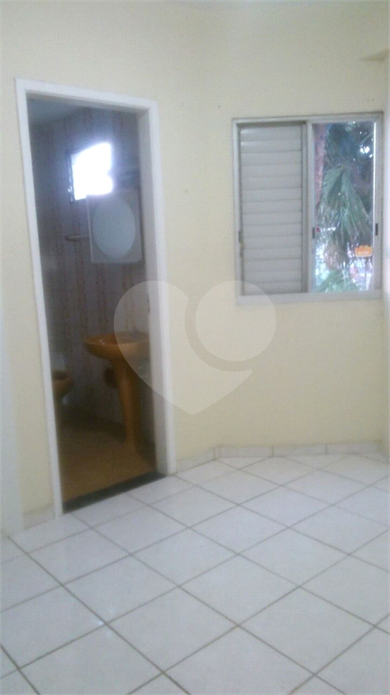 APARTAMENTO em TREMEMBÉ