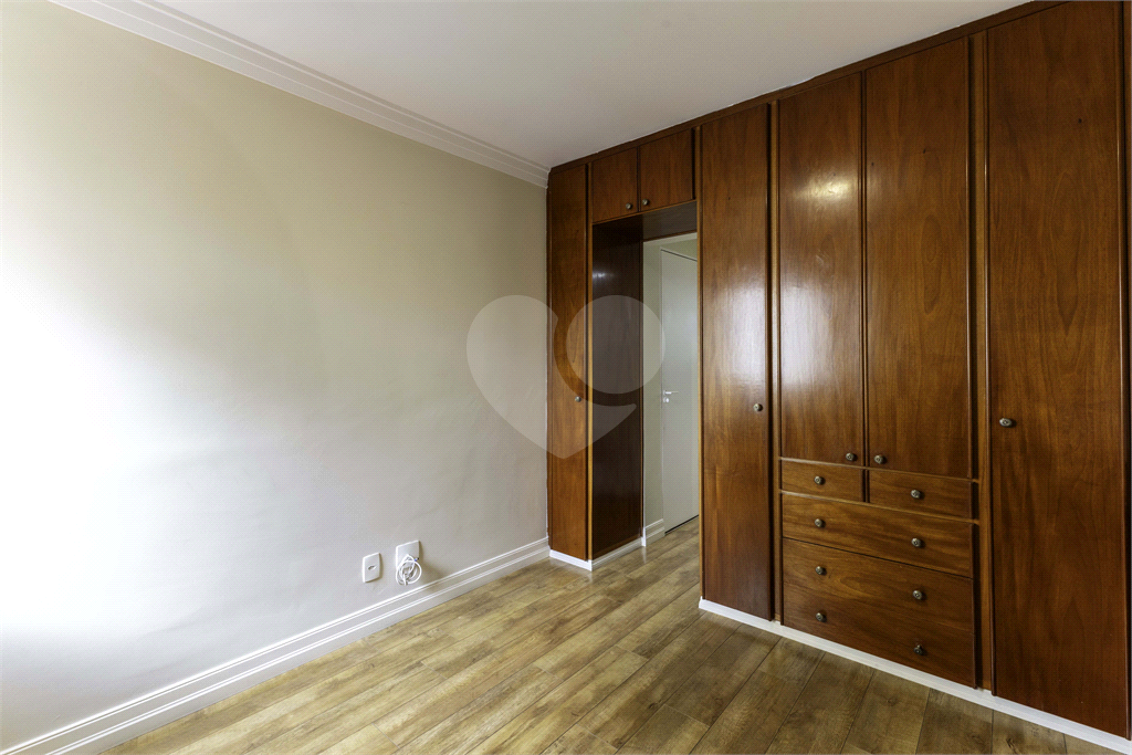 APARTAMENTO À VENDA COM 2 QUARTOS - 2 VAGAS - 76M2 EM ALTO DE PINHEIROS