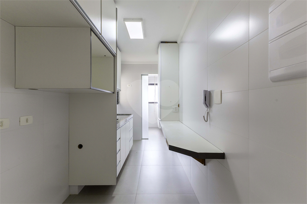 APARTAMENTO À VENDA COM 2 QUARTOS - 2 VAGAS - 76M2 EM ALTO DE PINHEIROS