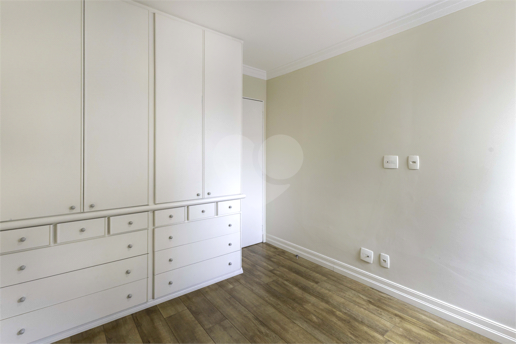 APARTAMENTO À VENDA COM 2 QUARTOS - 2 VAGAS - 76M2 EM ALTO DE PINHEIROS