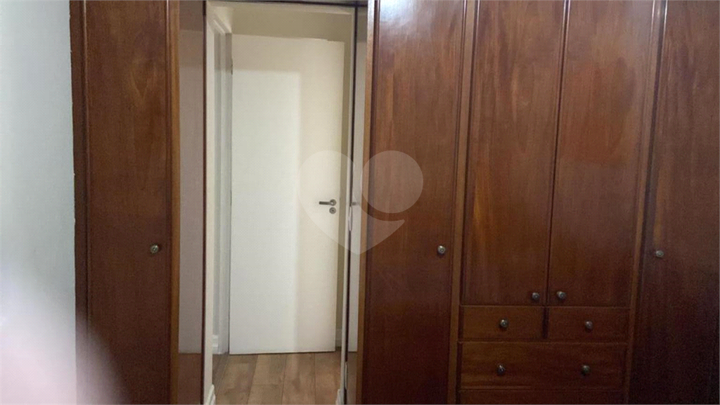 APARTAMENTO em ALTO DE PINHEIROS