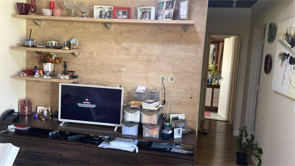 APARTAMENTO em ALTO DE PINHEIROS