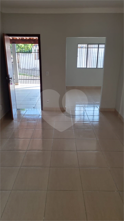 Casa à venda com 3 quartos, 180m² - Foto 36