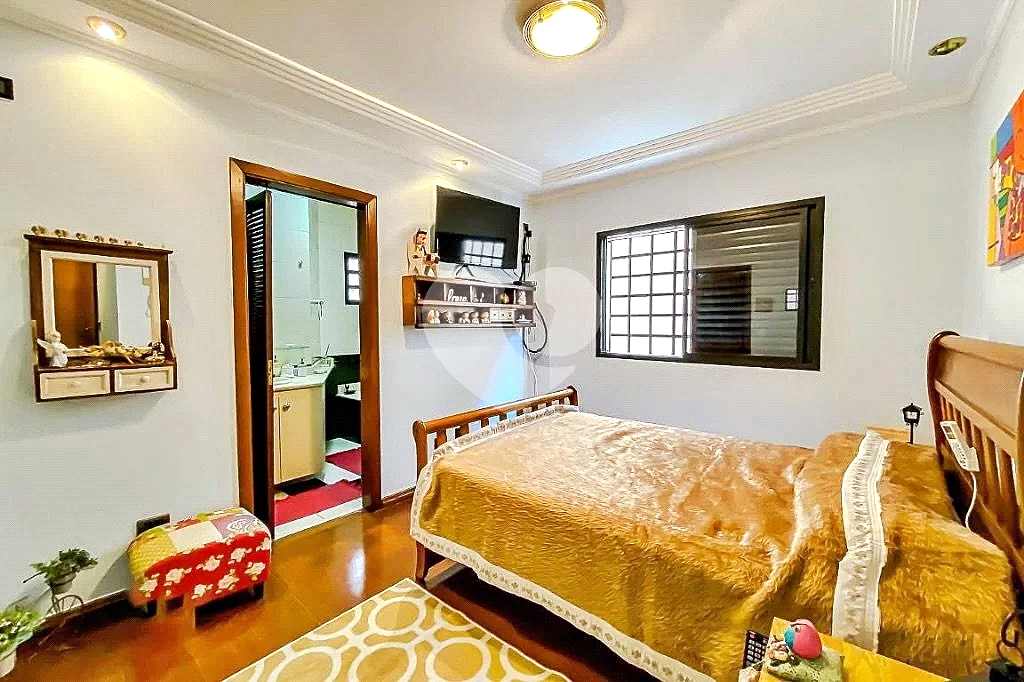 Sobrado à venda com 4 quartos, 240m² - Foto 29