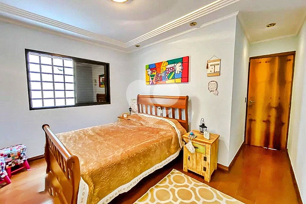 Sobrado à venda com 4 quartos, 240m² - Foto 24