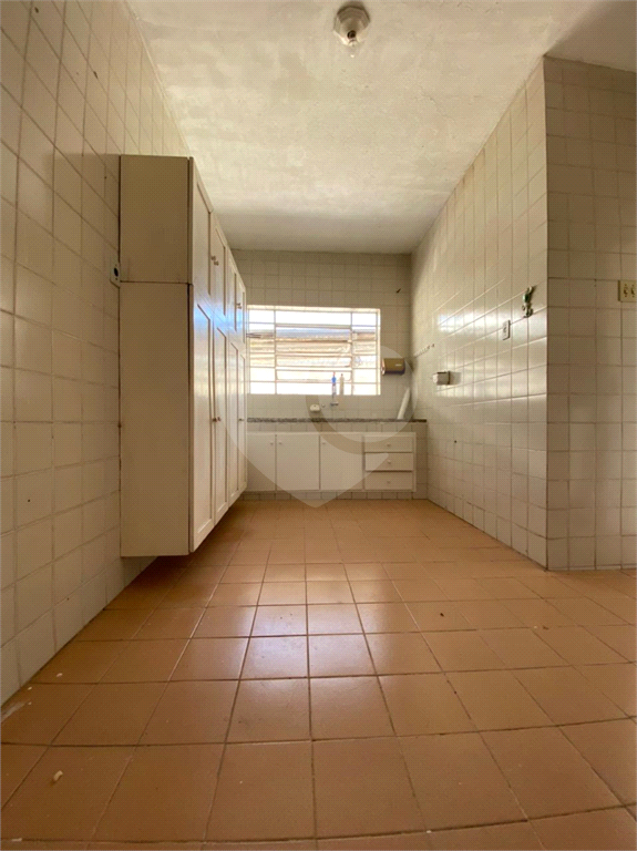 Casa à venda com 2 quartos, 200m² - Foto 9