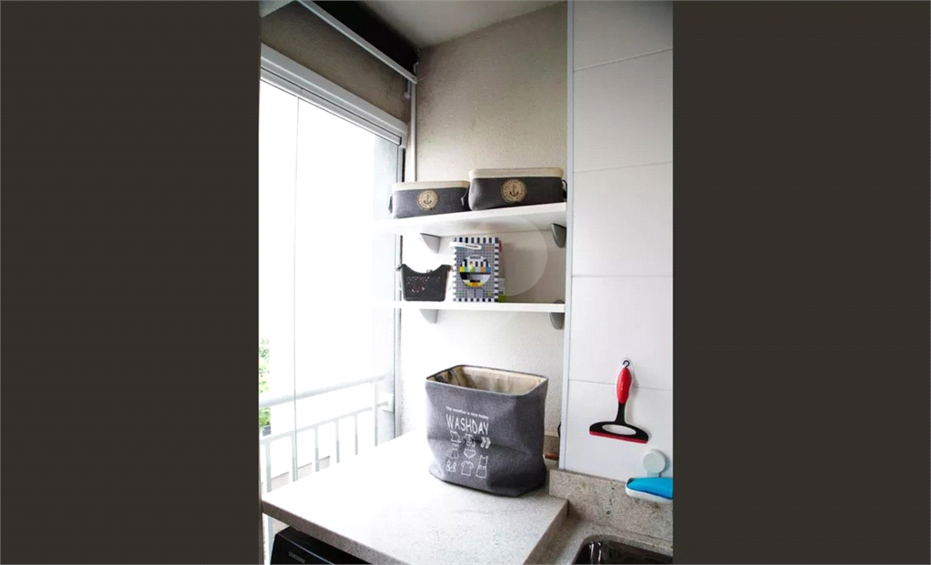 APARTAMENTO em CENTRO
