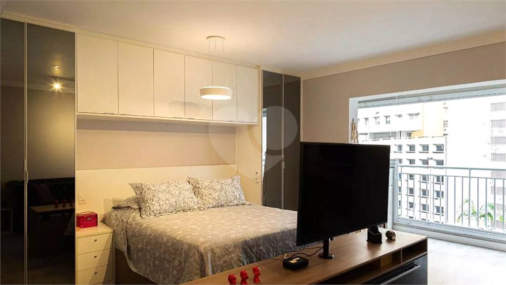 APARTAMENTO em CENTRO