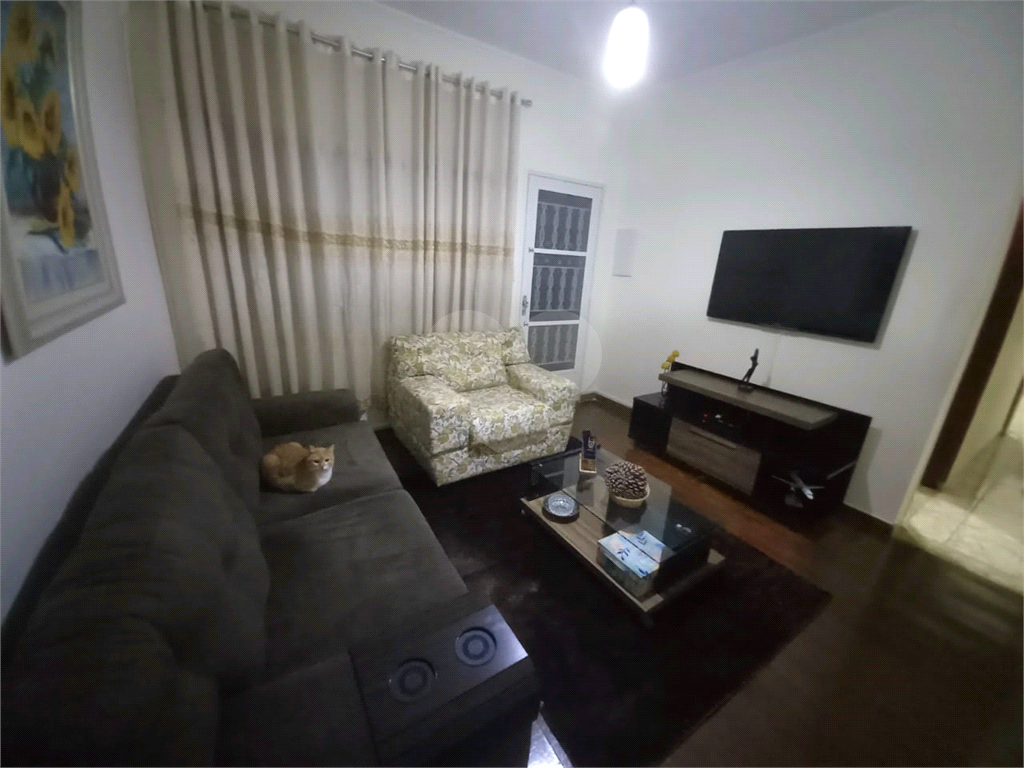 Sobrado à venda com 5 quartos, 140m² - Foto 2