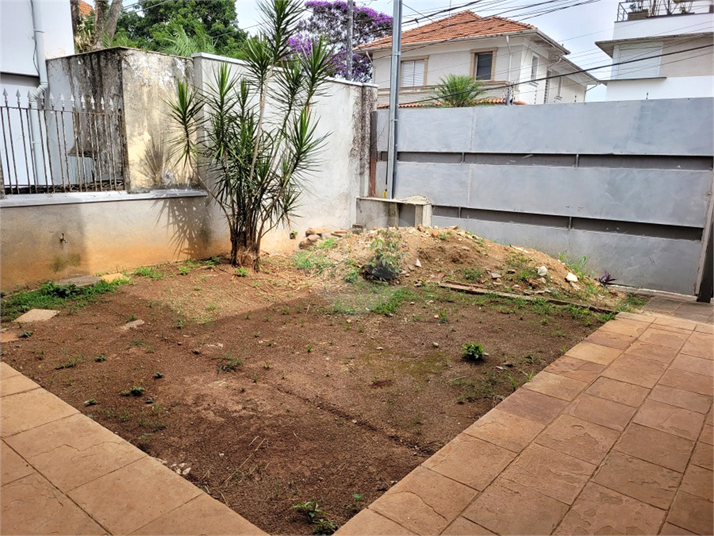 Sobrado Jardim São Bento com 3 Dormitórios 