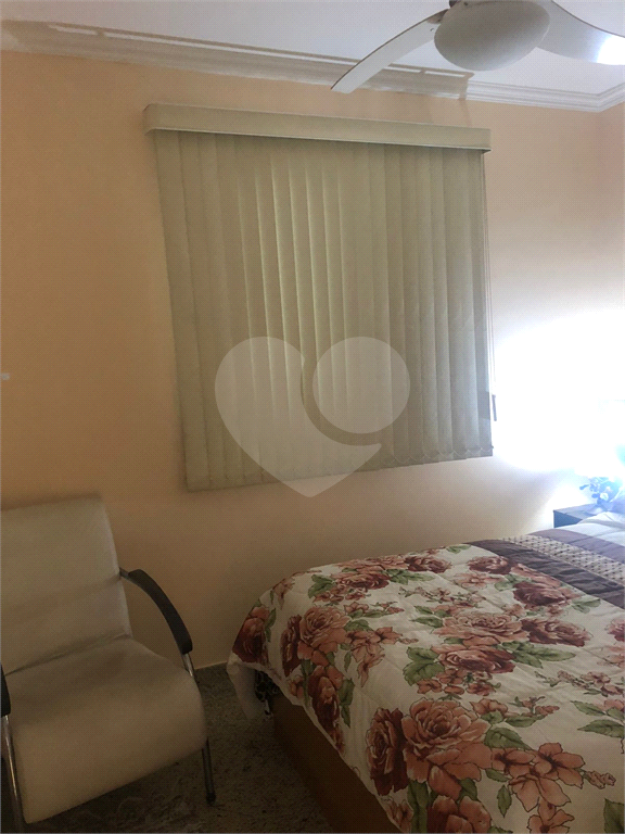 APARTAMENTO em PENHA