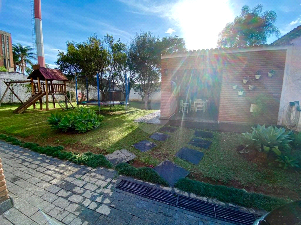 Casa dos Sonhos em Embu das Artes