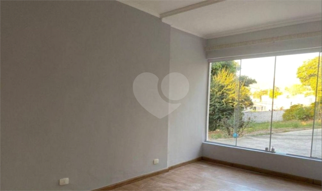 Casa à venda com 4 quartos, 300m² - Foto 16