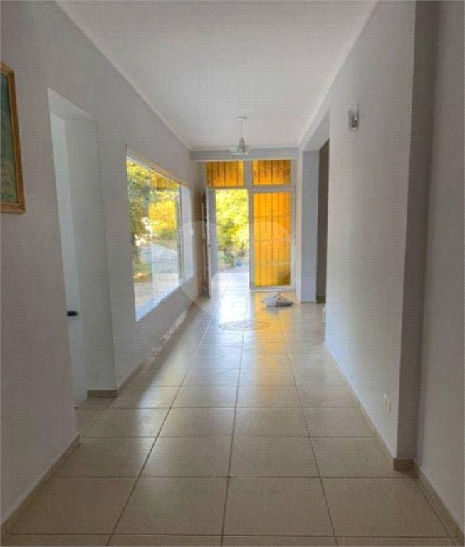 Casa à venda com 4 quartos, 300m² - Foto 12