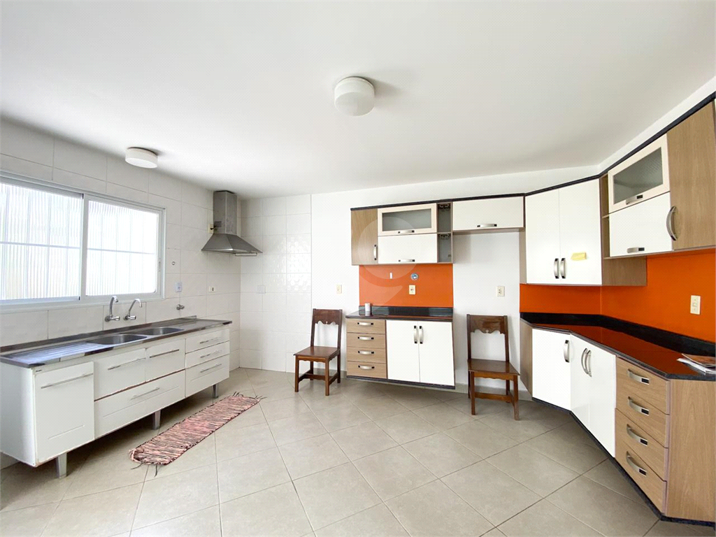Sobrado com 3 dormitórios à venda, 170m² - Água Fria