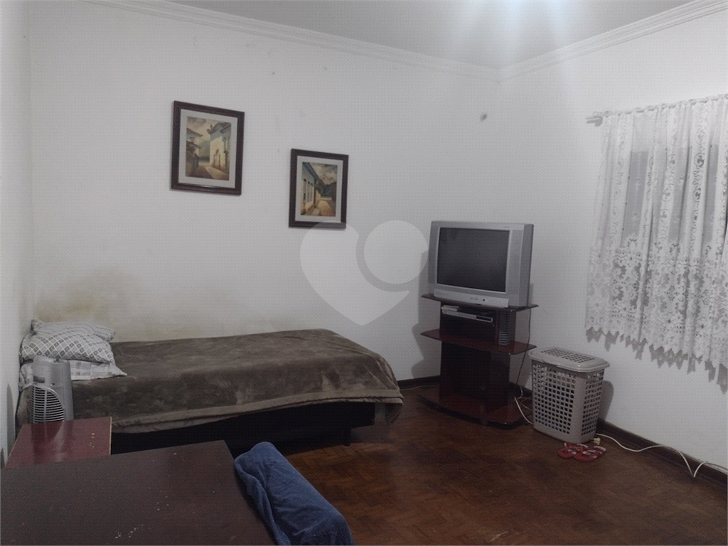 Oportunidade! Sobrado com 6 dormitórios (1suíte) à venda na Vila Gustavo