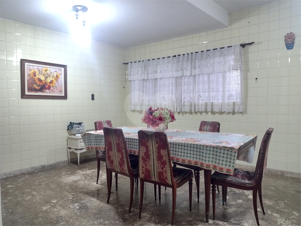 Oportunidade! Sobrado com 6 dormitórios (1suíte) à venda na Vila Gustavo