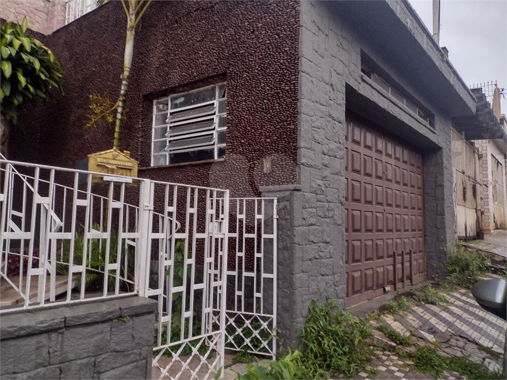 Oportunidade! Sobrado com 6 dormitórios (1suíte) à venda na Vila Gustavo