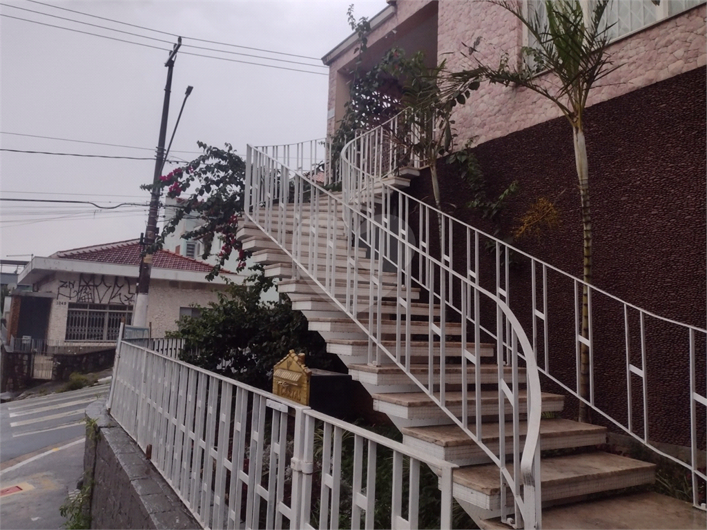 SOBRADO em VILA GUSTAVO