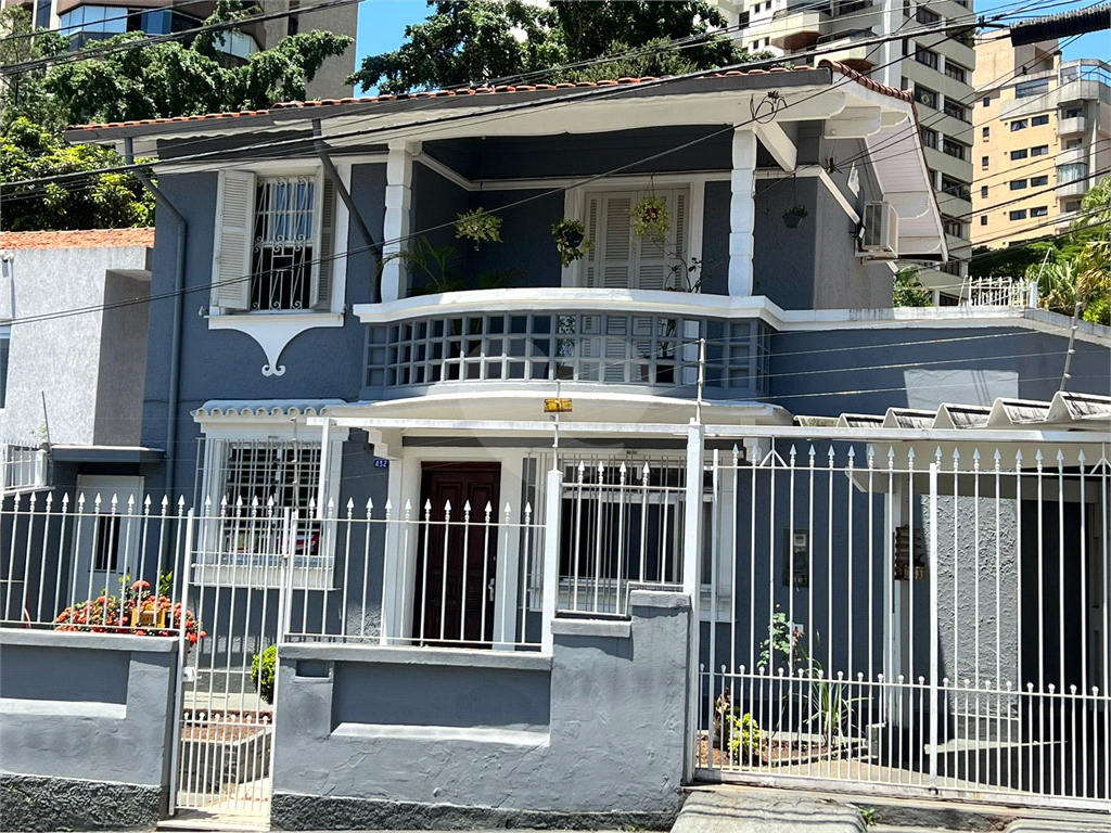 Sobrado à venda com 3 quartos, 132m² - Foto 1