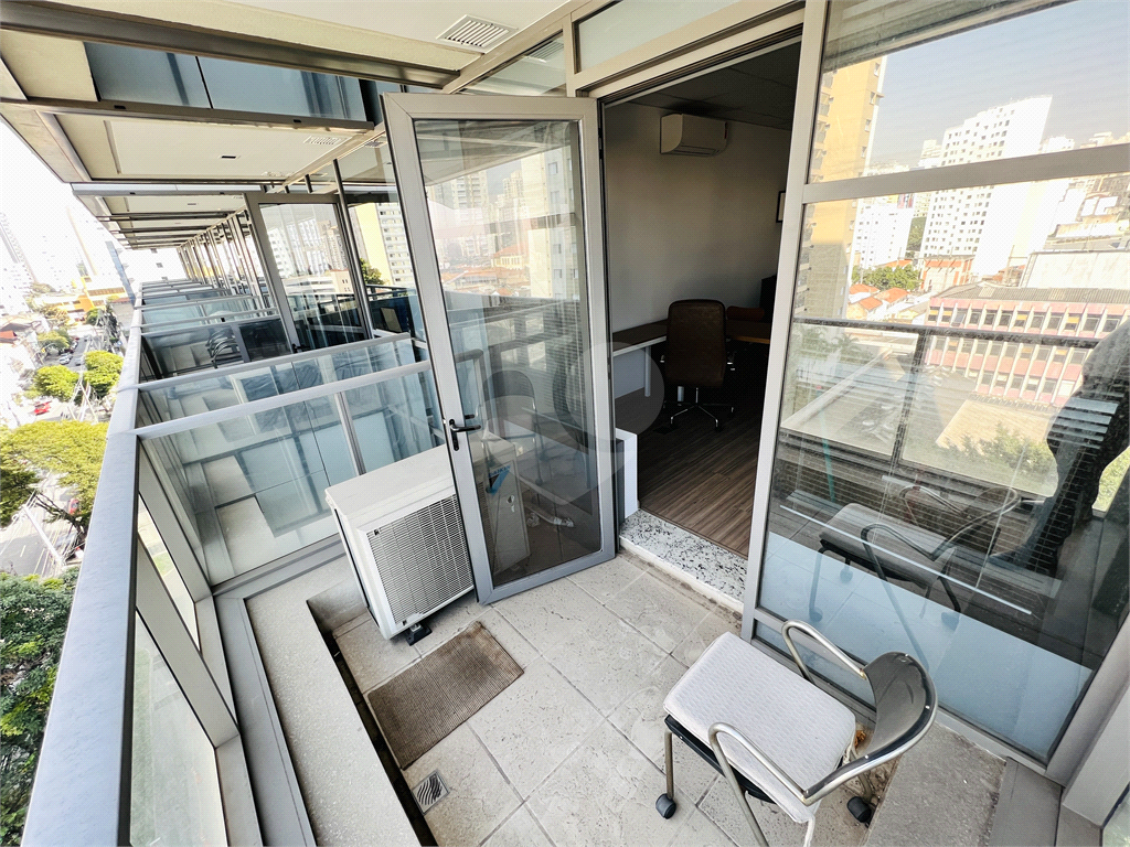 Sala comercial para venda na Barra Funda