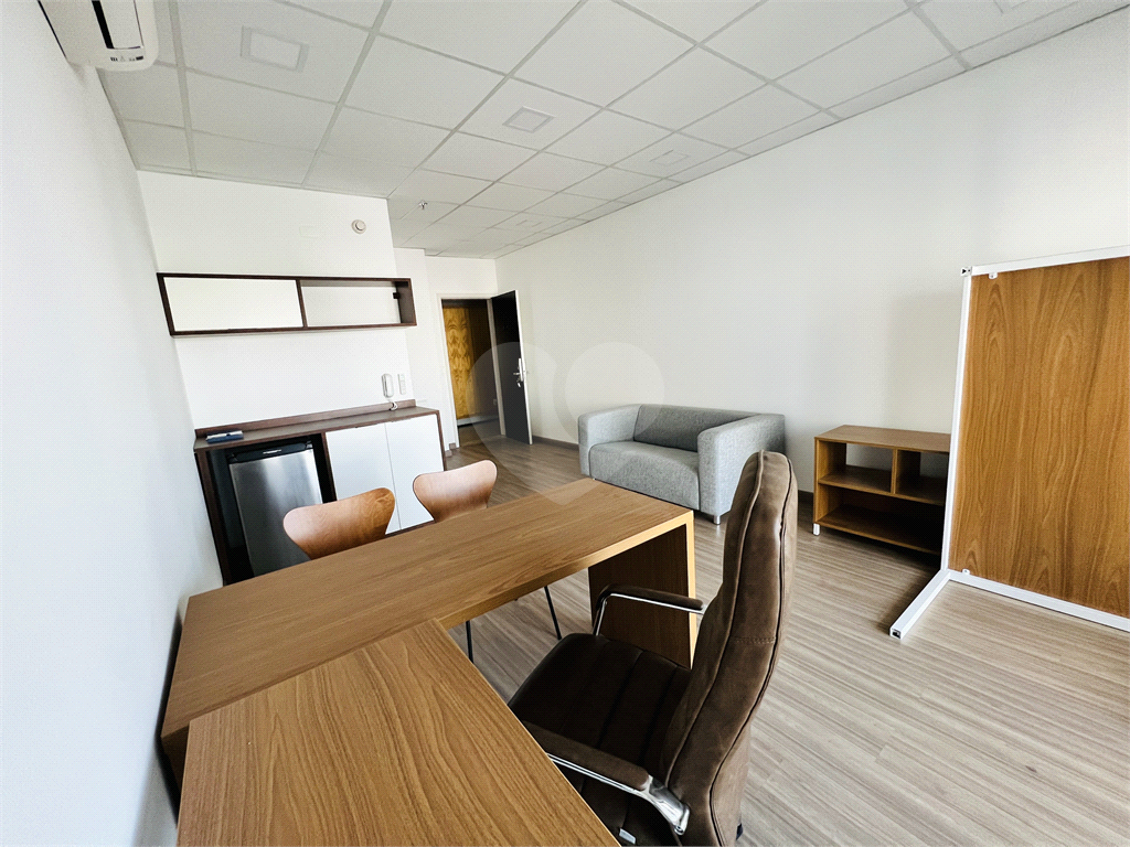 Sala comercial para venda na Barra Funda