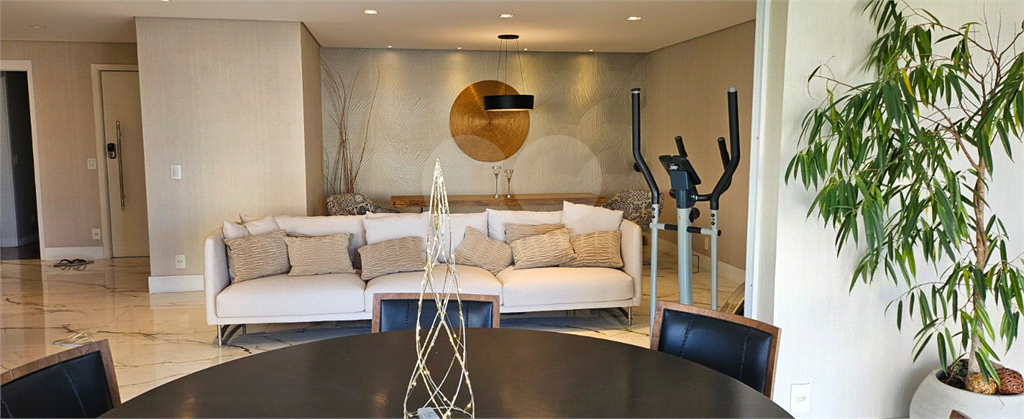BELÍSSIMO APARTAMENTO DE 190 M2 COM 03 SUITES E VARANDA GOURMET, 06 WC, 03 VAGAS P/ VENDA EM SANTANA