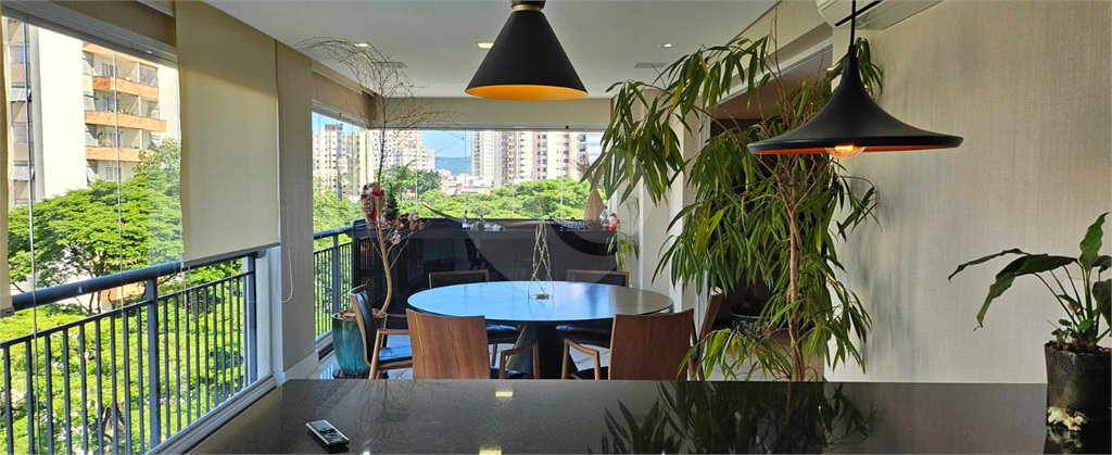 BELÍSSIMO APARTAMENTO DE 190 M2 COM 03 SUITES E VARANDA GOURMET, 06 WC, 03 VAGAS P/ VENDA EM SANTANA