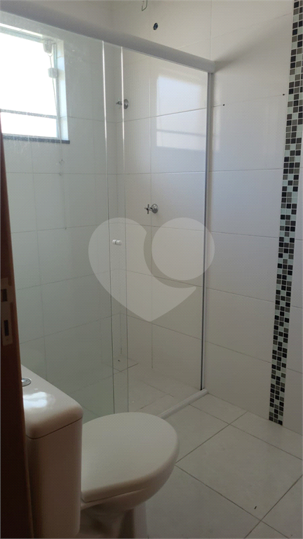 Casa a venda em Condomínio no Bairro Santa Teresinha / SP!