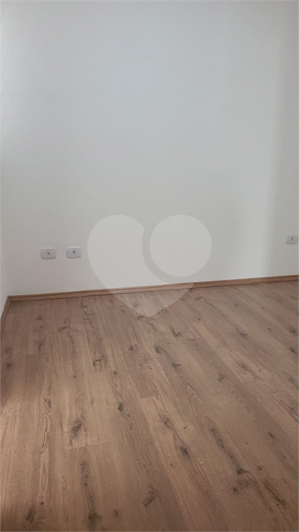 Casa a venda em Condomínio no Bairro Santa Teresinha / SP!