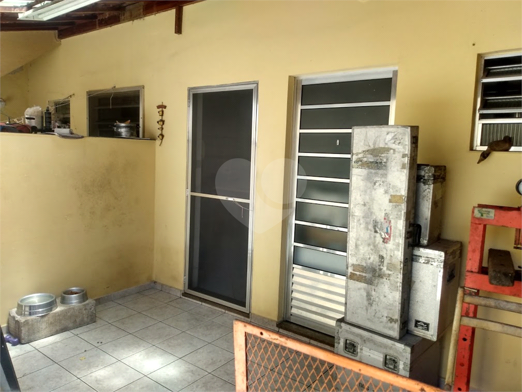 Casa à venda com 4 quartos, 300m² - Foto 4