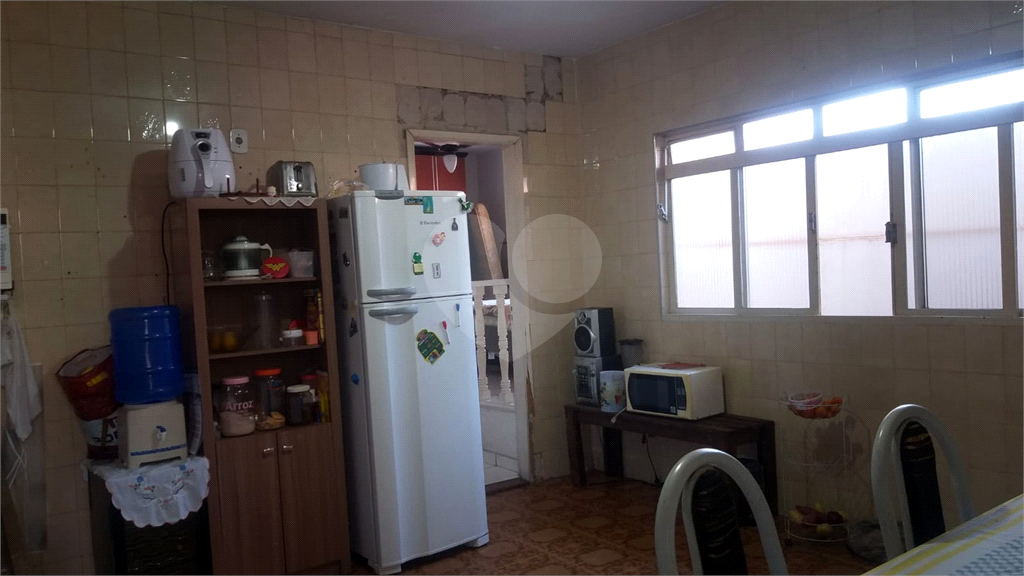 Casa à venda com 2 quartos, 120m² - Foto 10