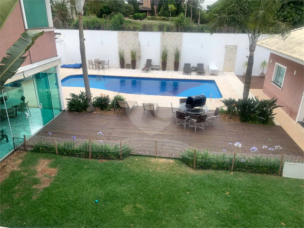 Casa em Condomínio Fechado