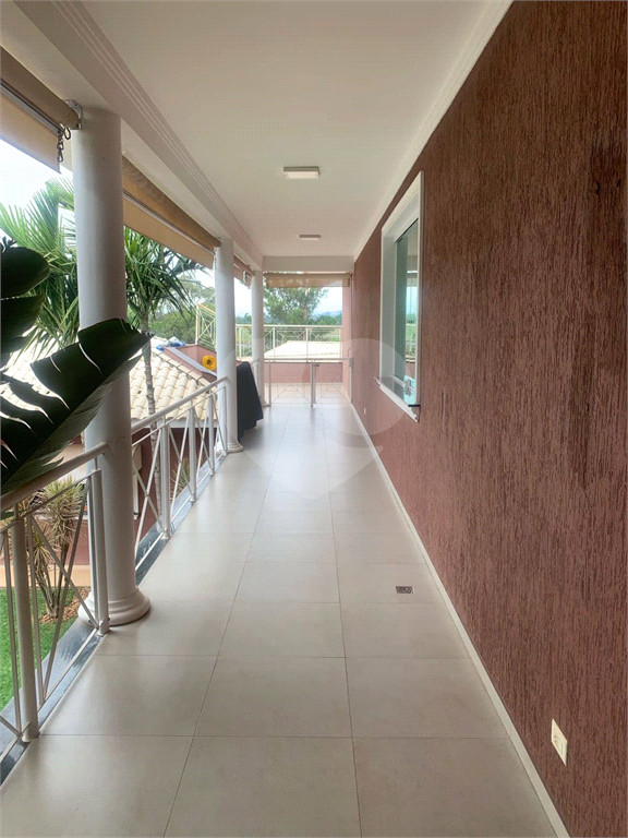 Casa em Condomínio Fechado