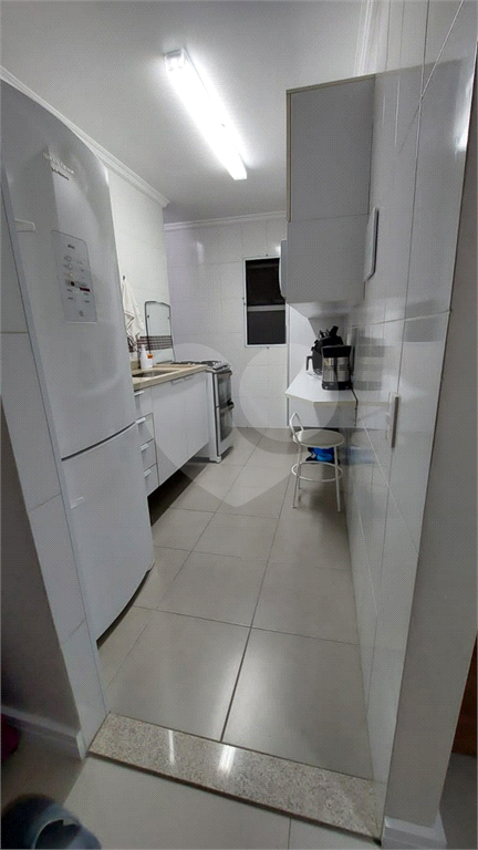 APARTAMENTO em PARQUE BRISTOL