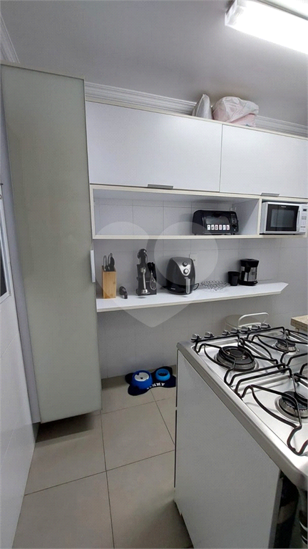 APARTAMENTO em PARQUE BRISTOL