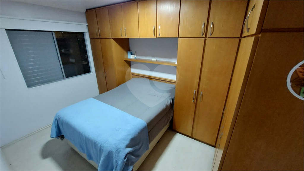 APARTAMENTO em PARQUE BRISTOL