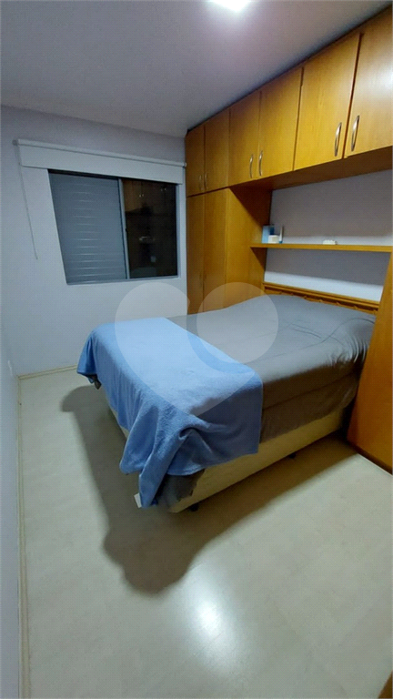 APARTAMENTO em PARQUE BRISTOL